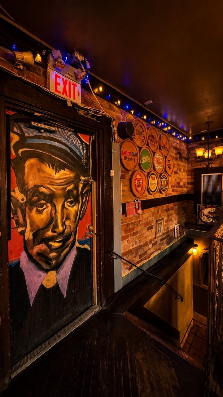 Pour Boy Entrance and Wall Mural
